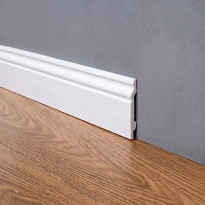 Amir dekoratív padlószegély